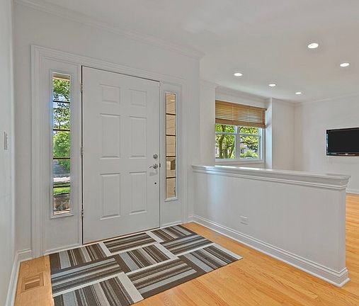 3rd image of 1270 Arbor Ave