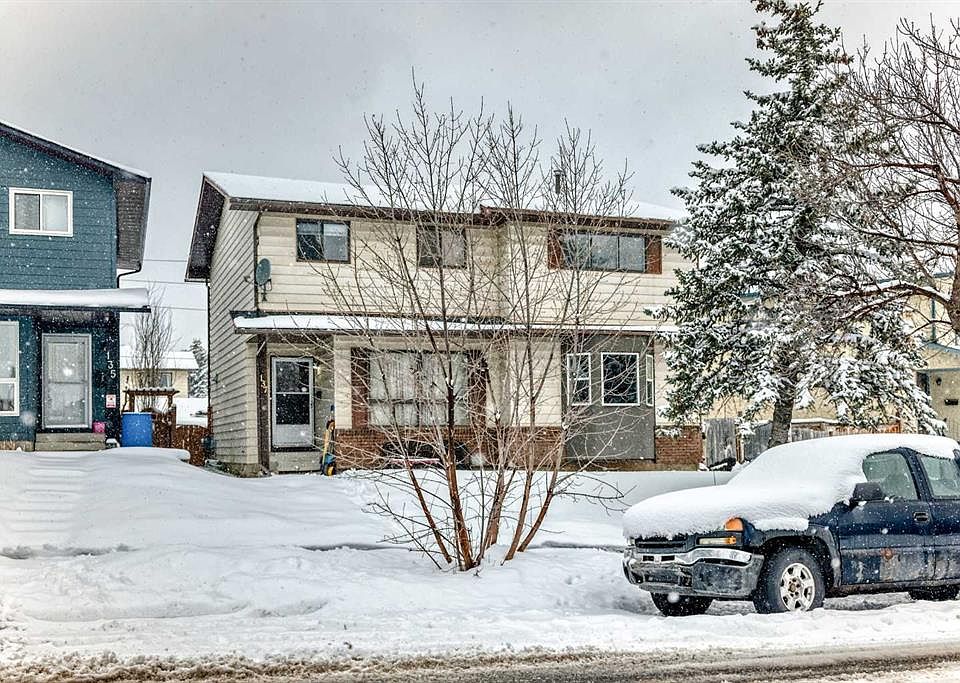 1st image of 139 E Bermuda Dr NW