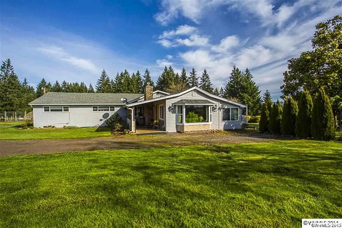 41045 Peoples Dr photo 1
