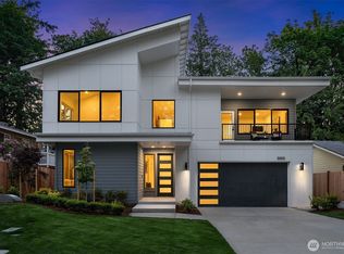 9008 NE 143rd St, Kirkland, WA 98034