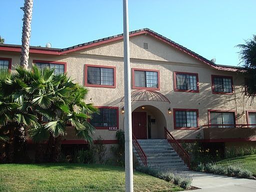 1st image of 11312 Morrison St APT 20