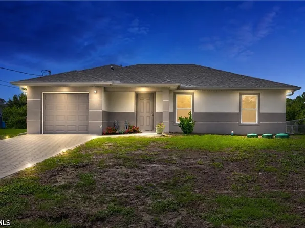 2701 Darlene Pl, Lehigh Acres, FL 33971