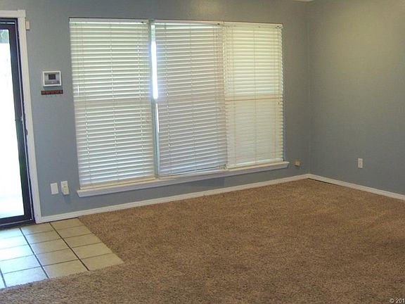 3rd image of 1518 Red Bud Ln
