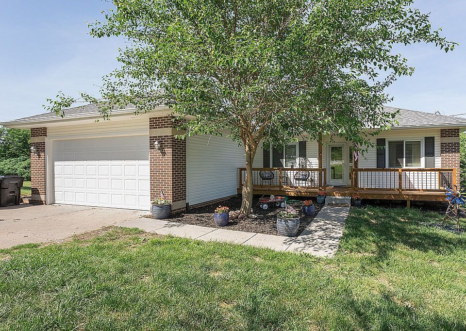 1st image of 8895 Verdon Cir