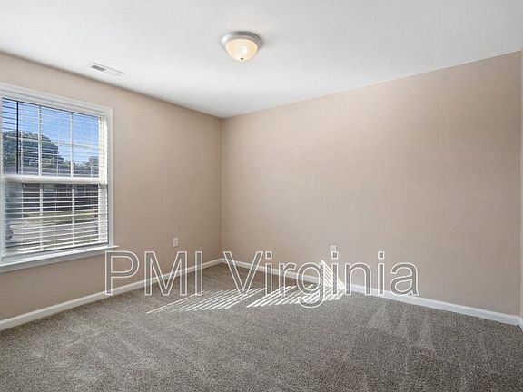 2nd image of 66 Carver Cir