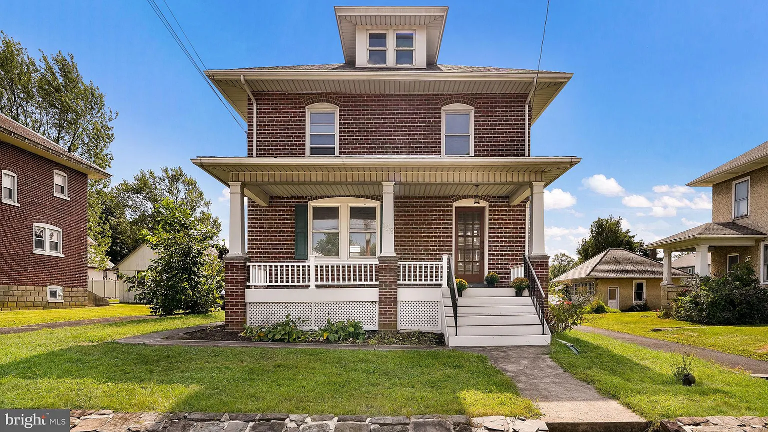 148 S Main St photo 1