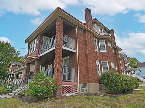 3rd image of 2300 Saint James Ave