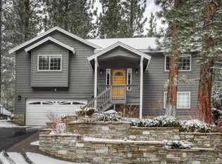 1067 Golden Bear Trl, South Lake Tahoe, CA 96150