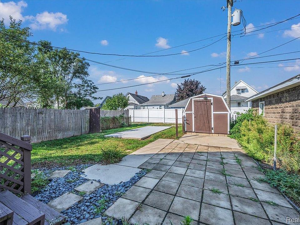 3342 11th St, photo 21
