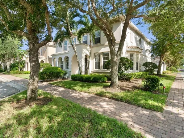 6020 Towncenter CIR, NAPLES, FL 34119
