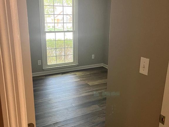 2nd image of 2804 Pam Dr