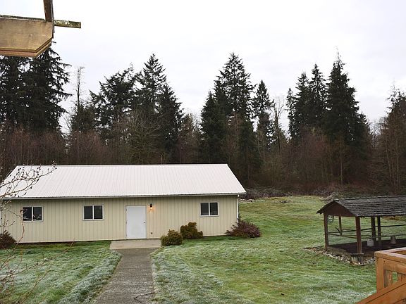 Outbuilding + Chicken Coop