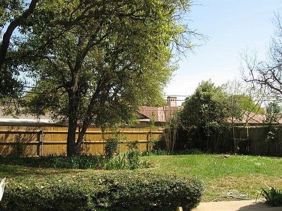 5th image of 3733 Summercrest Dr