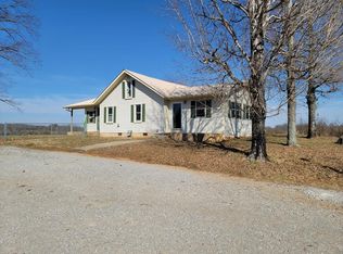 7812 Old Kentucky Rd, Sparta, TN 38583