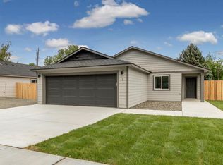 2 N Olympia St, Kennewick, WA 99336