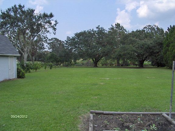 4th image of 4021 Country Dr