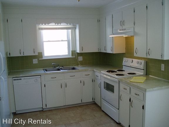 2nd image of 2600 Anthony Pl #B