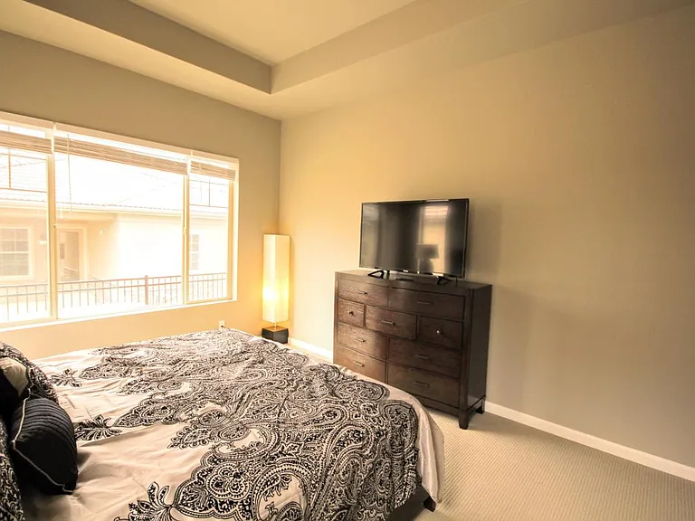 1401 Skyline Dr — Photo 68