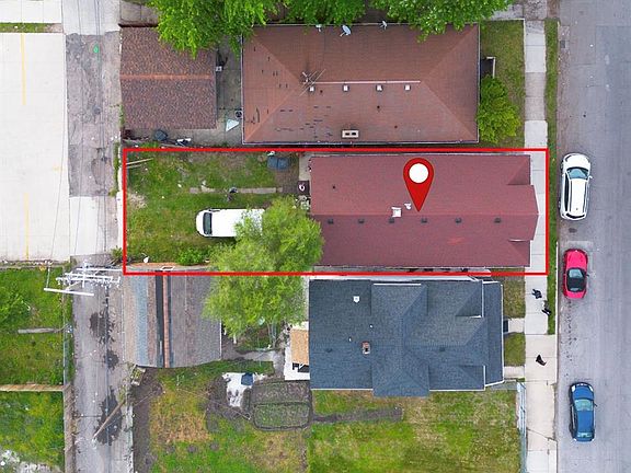 3rd image of 12153 McDougall St