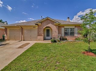 6724 Big Springs Dr, Arlington, TX 76001