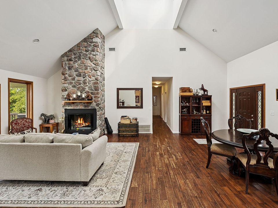16th image of 4376 Trousdale Ln