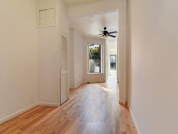 2nd image of 582 Morgan Ave APT 1L