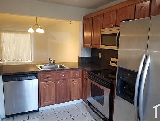 1st image of 20800 NE 8th Ct APT 101-17