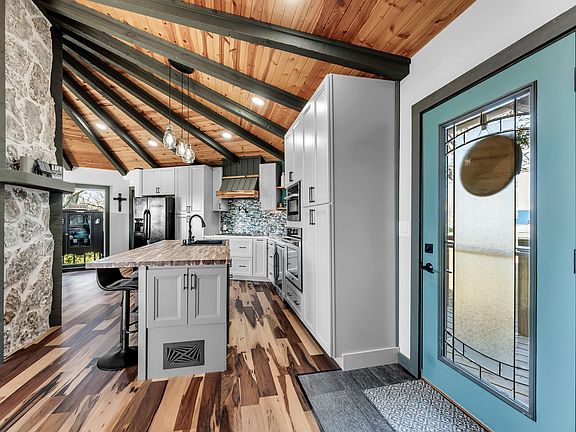 5th image of 498 Santa Fe Drive