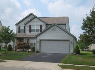 8034 Rameys Crossing Dr, Blacklick, OH 43004