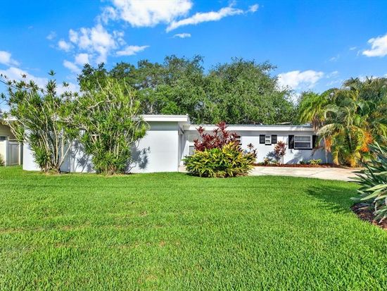 4496 13th Ln NE, Saint Petersburg, FL 33703