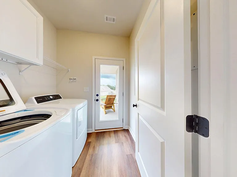 632 Shropshire Dr — Photo 9