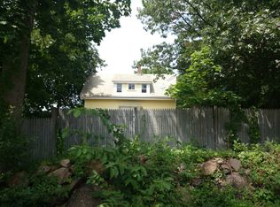 1 Cedar Pl, Dorchester, MA 02125