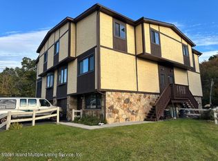 48 Parkview Loop, Staten Island, NY 10314