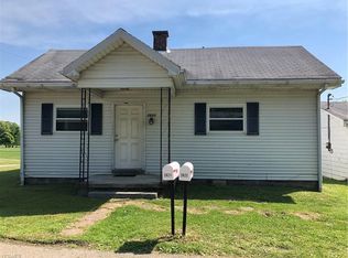 2822 8th St, Coolville, OH 45723