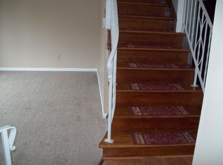 22 Ulenski Dr, Albany, NY 12205