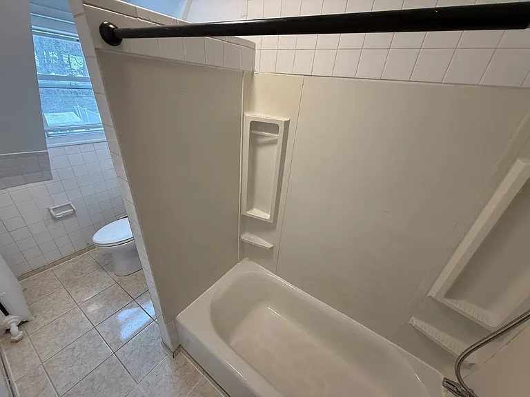 596 Warburton Ave #3S — Photo 8