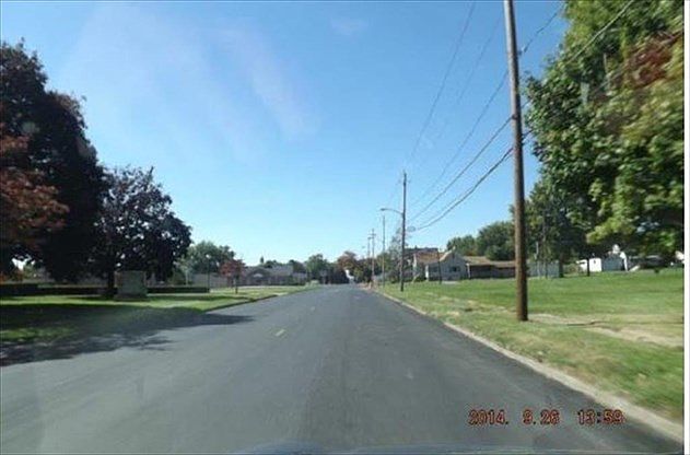 2nd image of 468 Robinson Rd