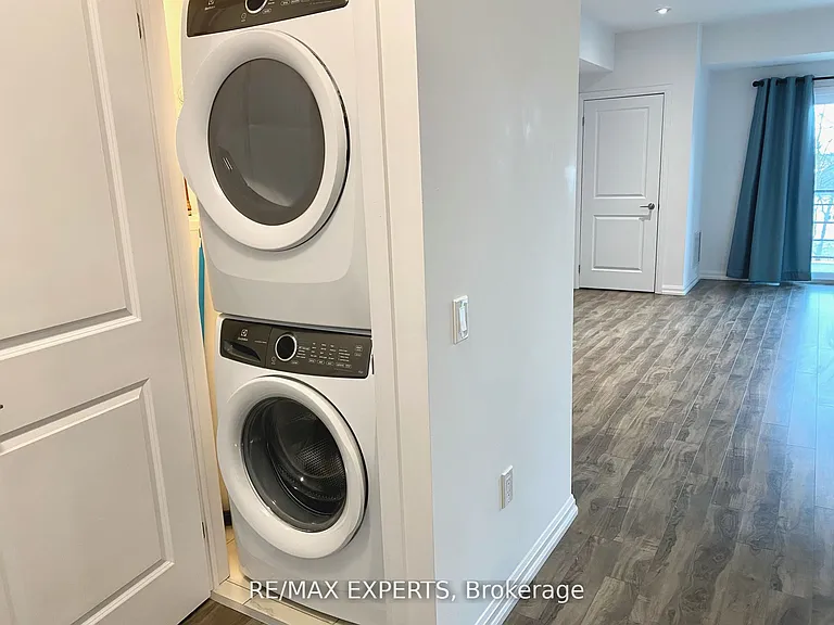302 Essa Rd #306 — Photo 14
