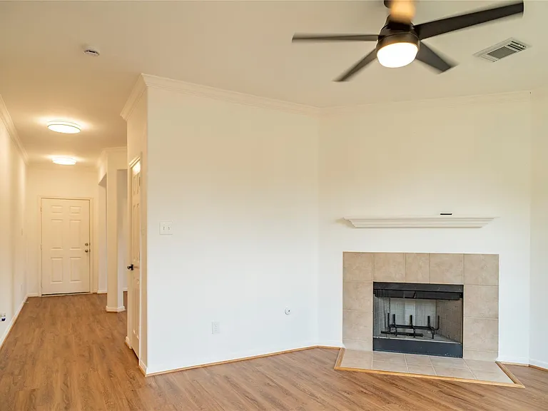 16327 Woma Ct — Photo 19