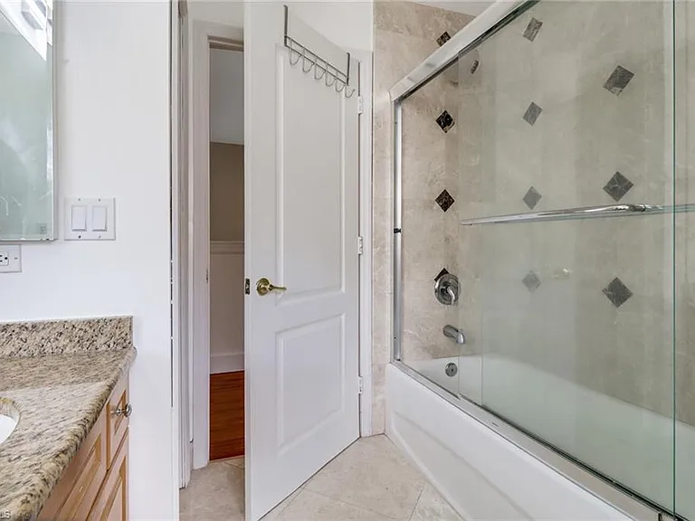 8271 Laurel Lakes Way — Photo 29
