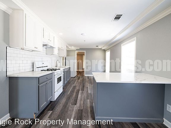5th image of 823 North St #5