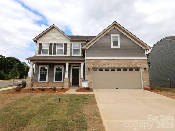 1745 Boulder Ridge Dr, Gastonia, NC 28052