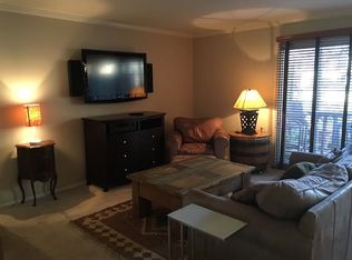 5183 W 75th St, Prairie Village, KS 66208