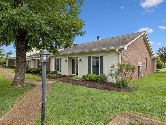 3rd image of 1106 E Northfield Blvd