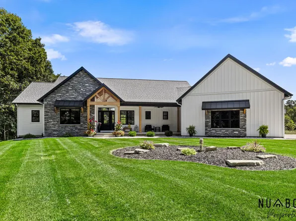 10150 26th Ave NW, Grand Rapids, MI 49534