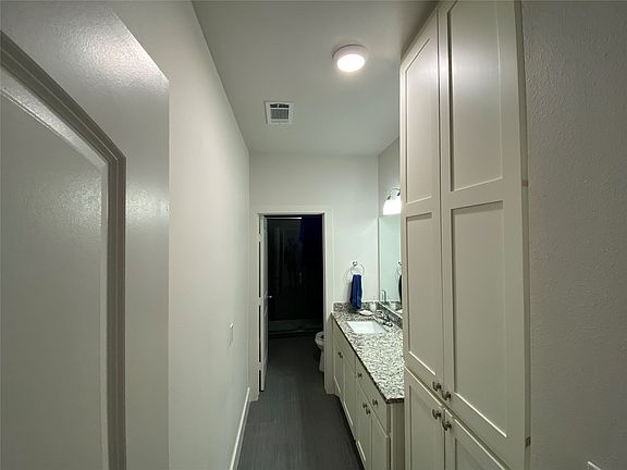 4th image of 9737 Fabiola Dr #9737