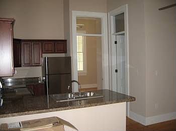 2nd image of 942 Burgundy St