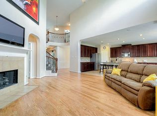 2004 Catamaran Cove Dr, Pearland, TX 77584