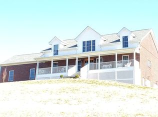 1900 Switzer Rd, Stamping Ground, KY 40379