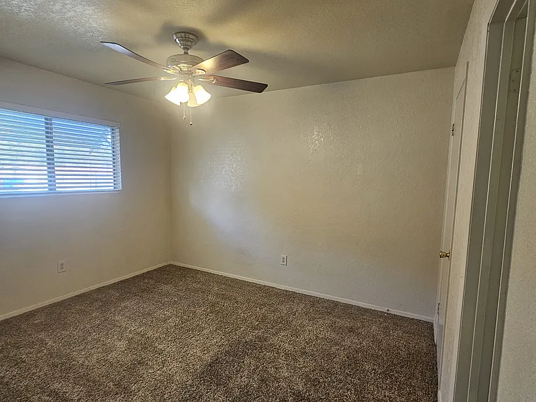 115 S Evergreen Rd #4 — Photo 8